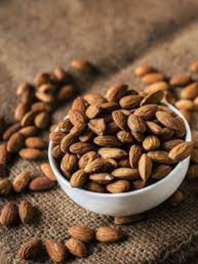 Soaked Almonds: 10 भीगे बादाम रोजाना खाएंगे, तो दूर रहेंगे 10 रोग